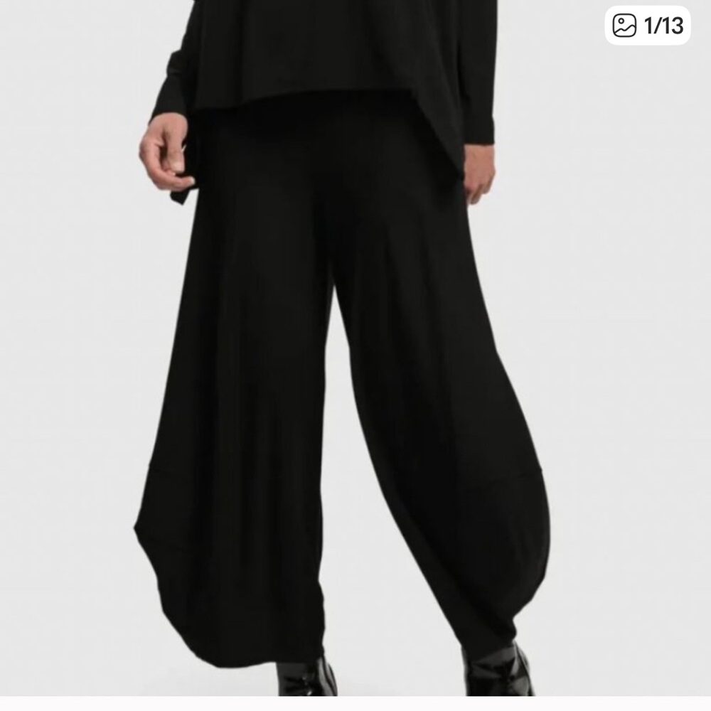 Wide Leg Draped Palazzo Pants — Black